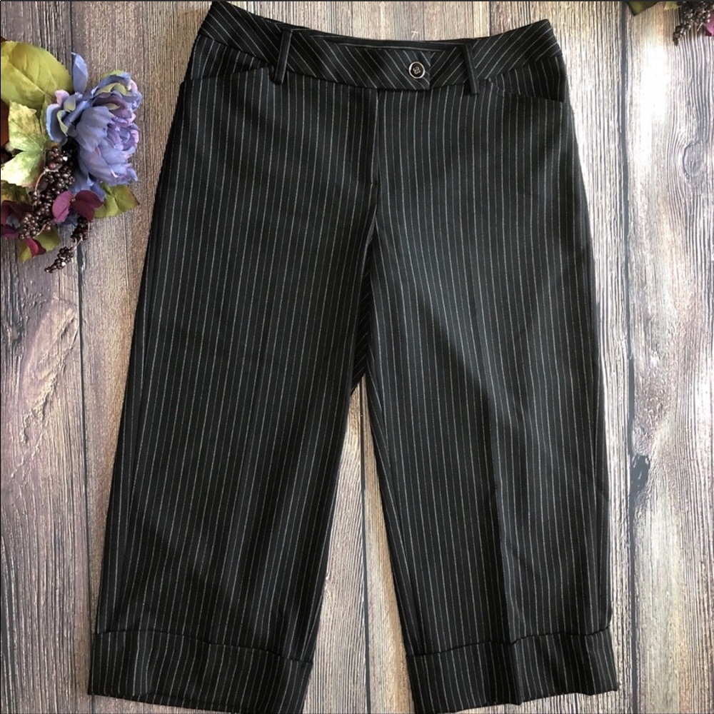 WHBM cropped pinstripe career pant sz 2